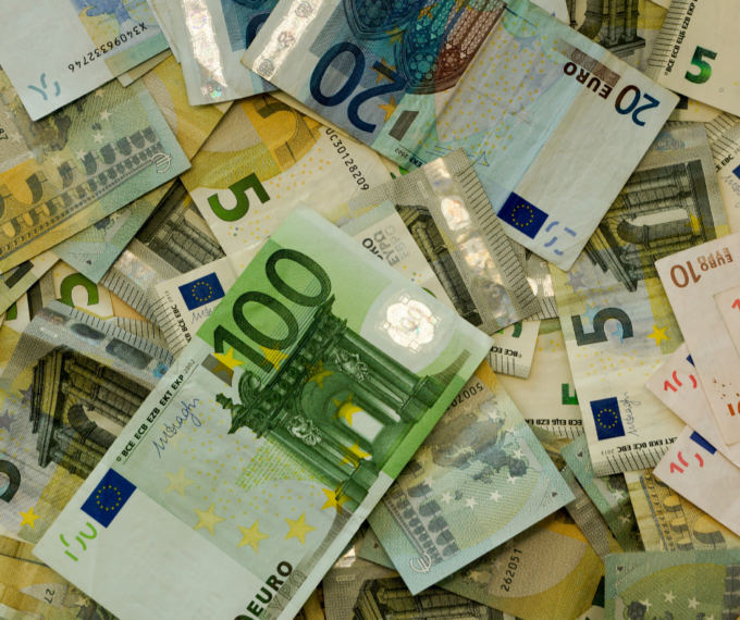 Istituiscono banca clandestina a Firenze e Prato: trasferiti ben tre milioni di euro