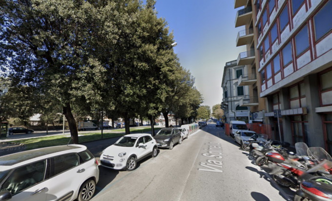 Arezzo, 26enne trovato morto su una panchina ai Giardini Porcinai