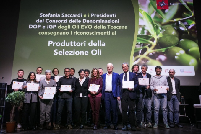 Selezione Oli Extravergine 2024, premiate 45 eccellenze della Toscana