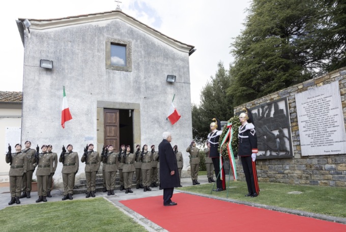 Liberazione, Mattarella rende omaggio ai 244 martiri di Civitella in Val di Chiana