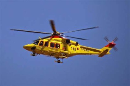 Tragedia a Bucine, muore a 17 anni dopo l’incidente in moto