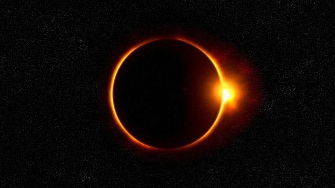 Ecclissi di sole, tutto pronto e naso all’insù per ammirarlo
