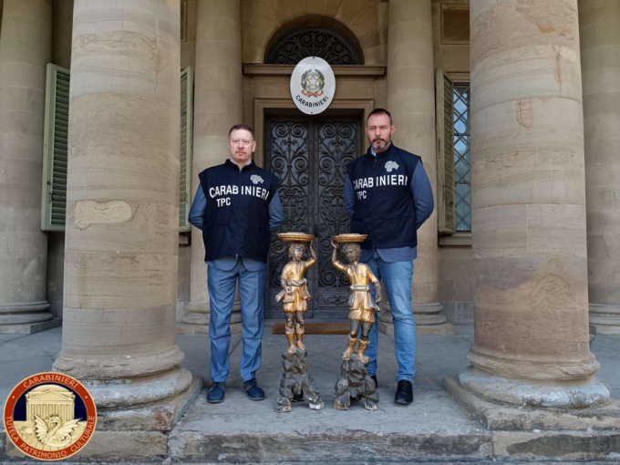 Recuperate e riconsegnate alla Chiesa di Carmignano due statuette trafugate 45 anni fa