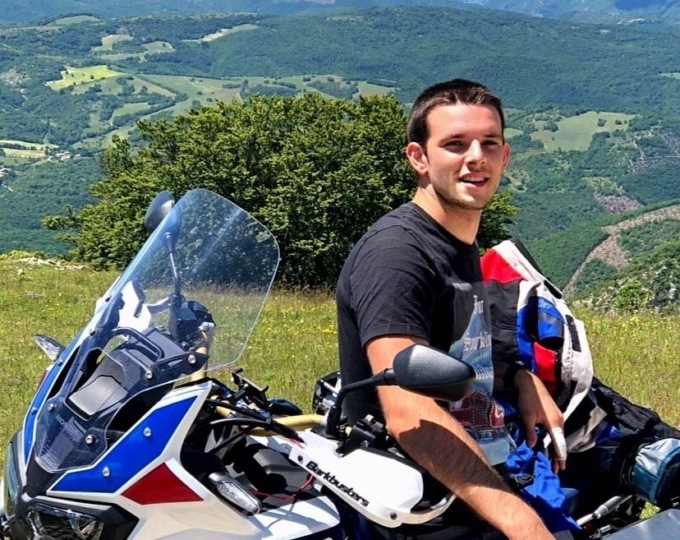 San Giuliano Terme, 28enne perde la vita nell’incidente in moto: chi era la vittima
