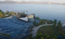 Torre del Lago, operai travolti dal materiale di scena al teatro Pucciniano. Quattro i feriti