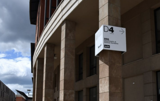 Minacce all’università di Firenze, Stella di David sulla porta di un docente