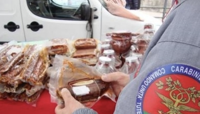 Blitz alla sagra: sequestrati 557 chili di prodotti alimentari
