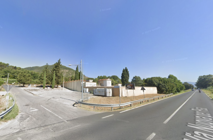 Incidente mortale a Lucca, motociclista 48enne perde la vita nello scontro con un furgone