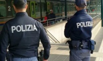 Lite sulla tratta Firenze - Viareggio: baruffa tra nigeriani