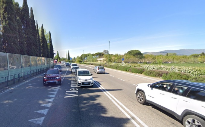 Tragico incidente a Campi Bisenzio, muore 22enne