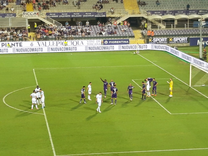 Fiorentina, solo un pari (3-3) contro la Puskas Akademia. Qualificazione in bilico