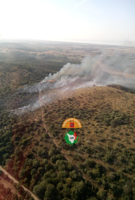 Bruciano le colline di Capalbio, a Marliano prosegouno le operazioni di bonific
