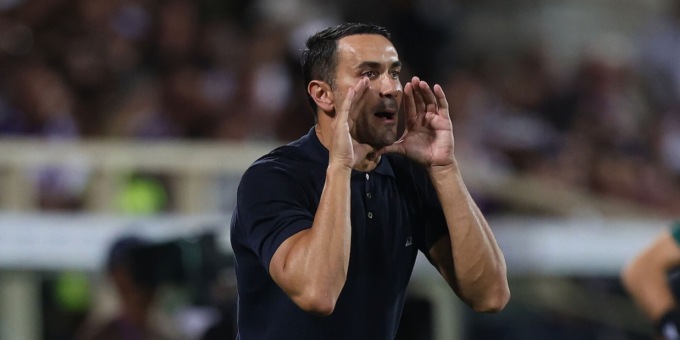Fiorentina, solo 0-0 con il Venezia. Striscione e cori della curva contro la società