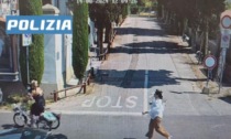 Forte dei Marmi, ferma 75enne per chiedere informazioni poi le sfila il Rolex d'oro