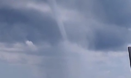 Maltempo, tromba marina avvistata sulla costa grossetana