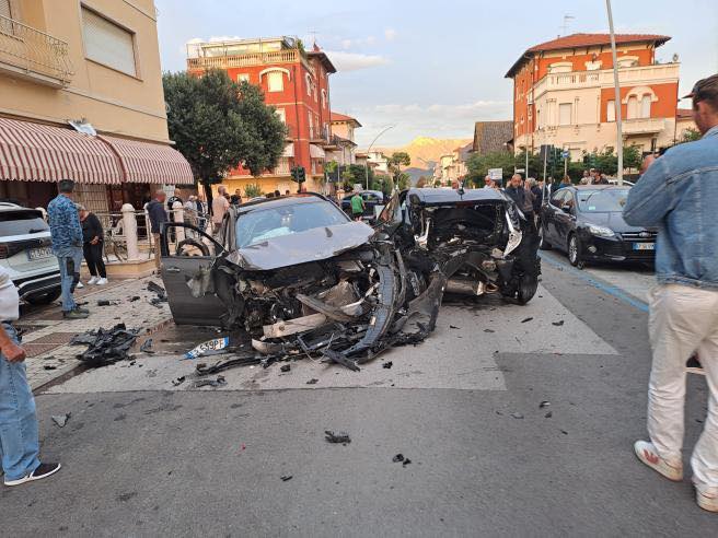 Strage di Lido di Camaiore, la prossima settimana gli accertamenti sanitari per la donna che era alla guida