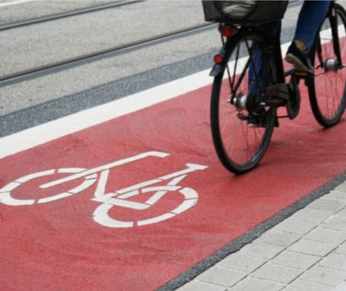 Salvini vuole cancellare le corsie ciclabili dalle città, FIAB Firenze: “Mobilitati contro la riforma”