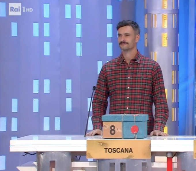 Chi è il “pacchista” che ha rappresentato la Toscana ad Affari Tuoi (ottobre 2024)