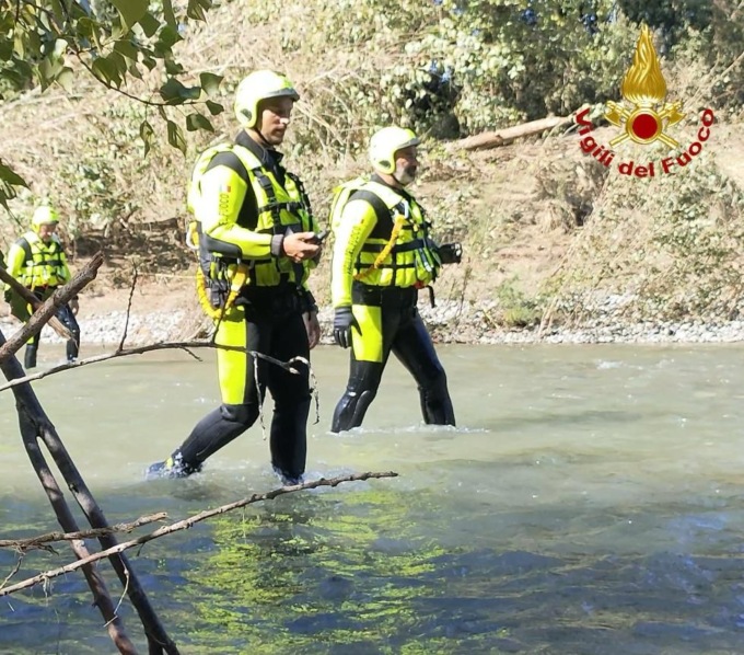 Alluvione in Val di Cecina, lutto cittadino. Il piccolo Noah non si trova