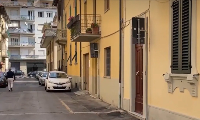 Giallo dell’anziana morta in casa: il cadavere era mummificato. La figlia nel frattempo al mare ora è indagata