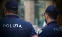 In macchina con una undicenne in atteggiamenti intimi. Arrestato un uomo di 61 anni