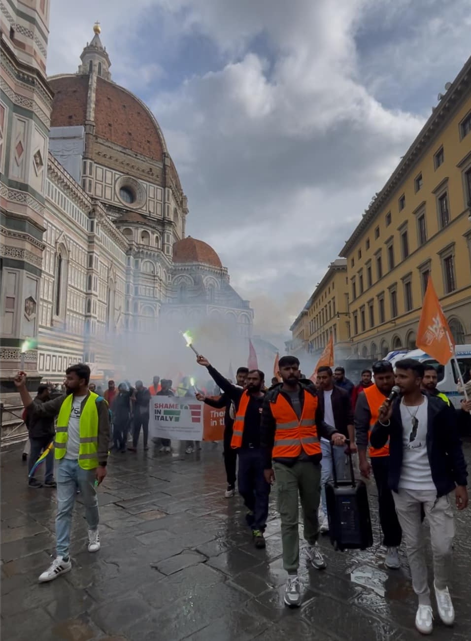 protesta montblanc firenze