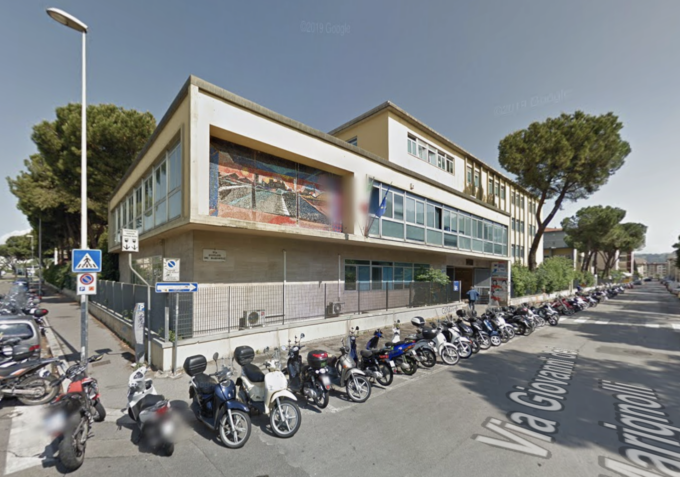 Firenze, il liceo Da Vinci torna agibile ma gli studenti scioperano: “No ai lavori durante l’orario scolastico”