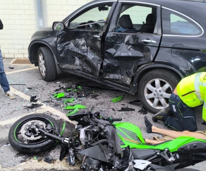 Scontro tra auto e moto a Montemurlo: motociclista 21enne in gravi condizioni
