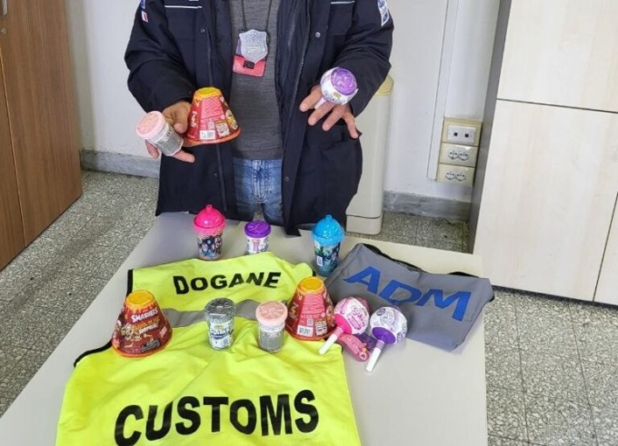 Livorno, maxi sequestro di giocattoli pericolosi