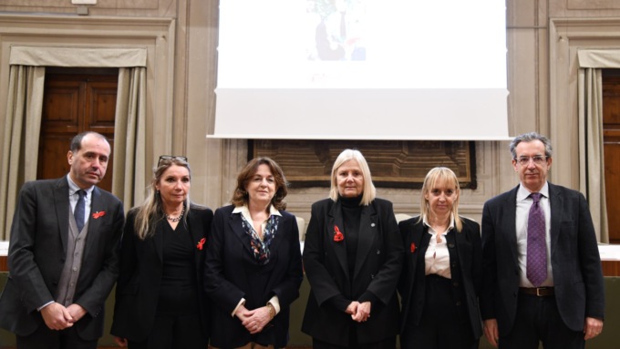L’indagine: il 10% di chi studia ha subito molestie o discriminazioni.