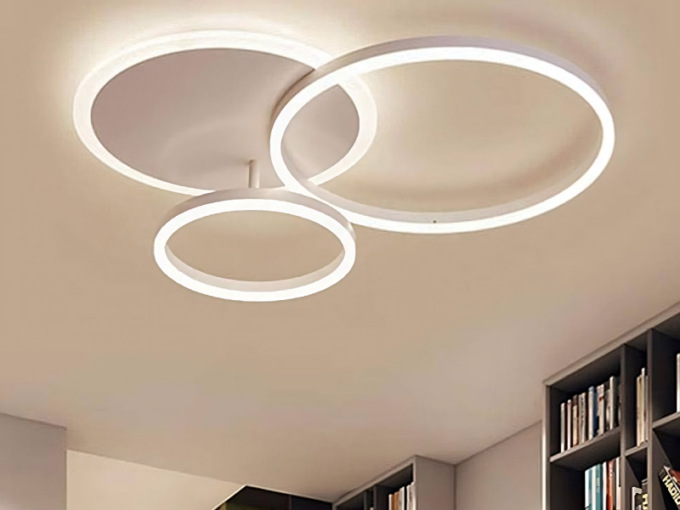 Plafoniere LED: l’illuminazione che arreda e trasforma gli spazi