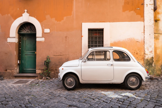 Toscana la regione con le auto più giovani in Italia. A Grosseto le più vecchie, a Prato il tasso di anzianità più basso
