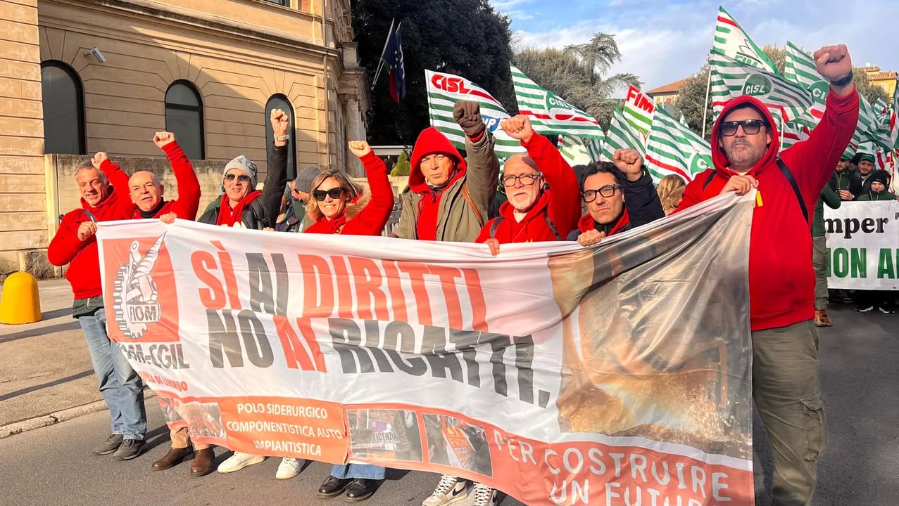 manifestazione sciopero corteo siena metalmeccanici