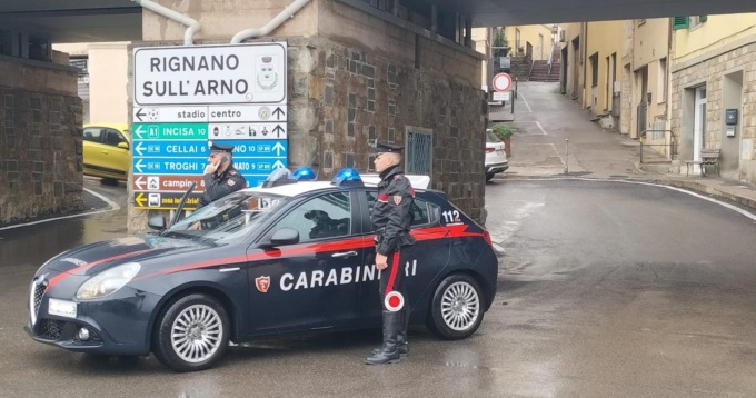Rignano sull’Arno, si finge maresciallo per truffare una 94enne: scoperto dal figlio dell’anziana