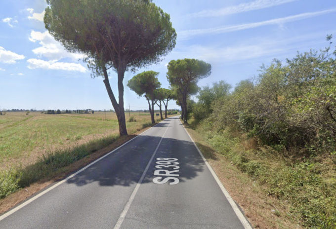 Muore dopo essersi ribaltato con l’auto: tragico incidente a Campiglia Marittima