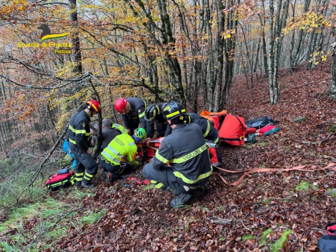 Dispersi, infortuni e auto fuori strada: all’Abetone 14 persone soccorse in un mese