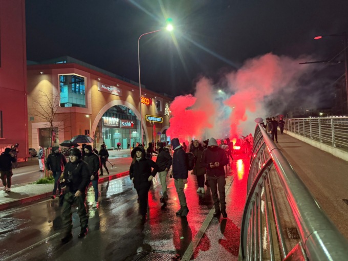 Corteo per Ramy a Firenze, un centinaio di studenti per le strade di Novoli