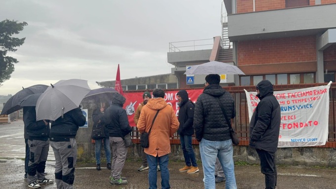 Navico chiude lo stabilimento di Montespertoli, licenziamento collettivo per 27 lavoratori