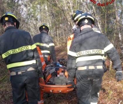 Casole d’Elsa, cacciatore cade in una zona impervia e resta bloccato nel bosco