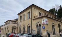 Volterra, dà in escandescenze in ospedale e in caserma: arrestato