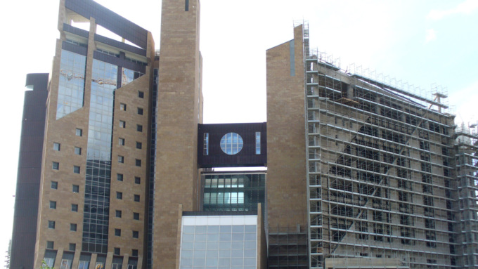 Colpito dalle sanzioni Usa anti Putin, il Tribunale di Firenze le annulla: “Motivazioni generiche”