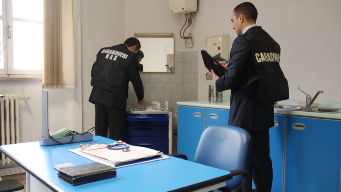 Morti in Rsa, arrivano i carabinieri del Nas e gli ispettori dell’Asl a Villa Desiderio