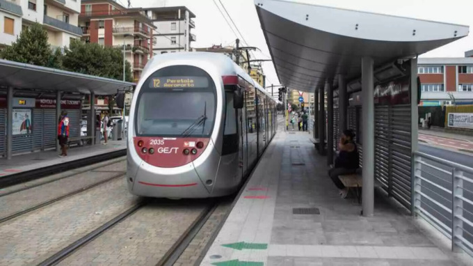 Sciopero trasporti, si fermano bus e tramvia