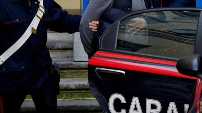 Firenze, accoltellato nel centro d’accoglienza: arrestato un 18enne
