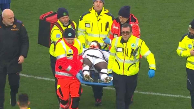 Moise Kean dimesso dall’ospedale dopo il malore in campo