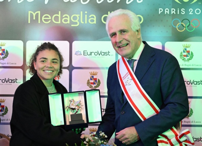 Pegaso d’Oro a Jasmine Paolini, Giani: “Grazie per ispirare tanti giovani con i tuoi valori”