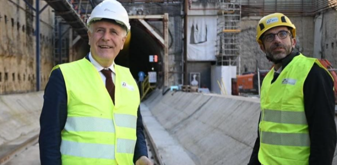 La Toscana introduce il “reddito regionale di reinserimento lavorativo”: assegno da 500 euro per chi ha perso lavoro e ammortizzatori