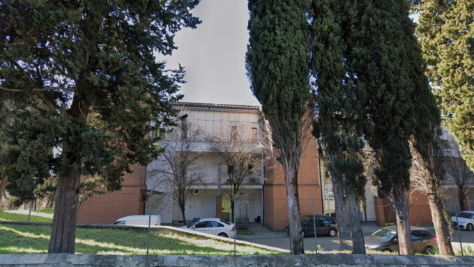 Morti nelle Rsa, la mail dell’azienda e quell’ipotesi sul centro cottura