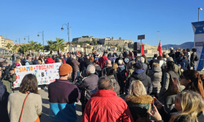 Elba, tagli alle corse e cancellazione delle agevolazioni per i pendolari