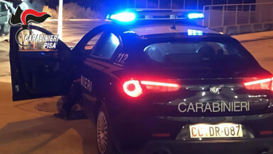 Pisa, falsi oculisti in casa di cura: dieci indagati per esercizio illceito della professione